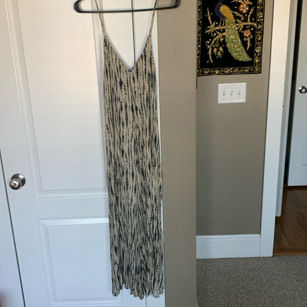 Zara. Size M/L, billowy indigo tie-dye sundress